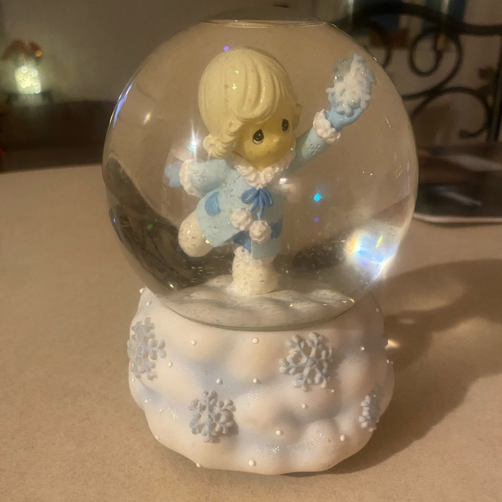 Precious Moments musical snow globe